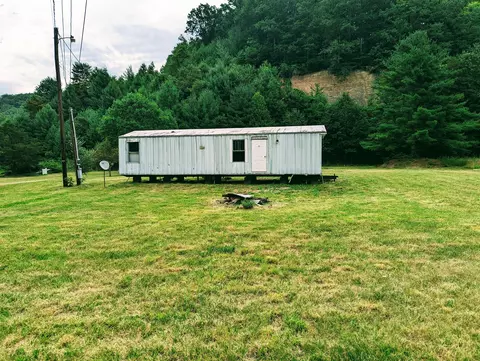 8746 Frontier Street Wise Va 24293, Wise, VA 24293