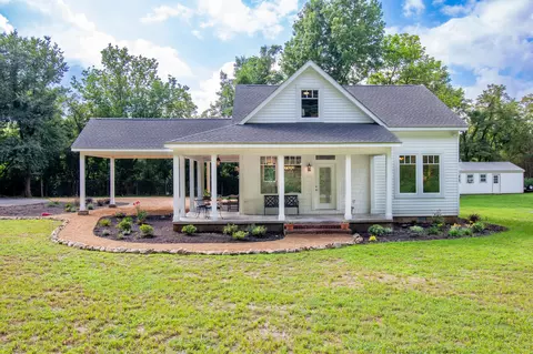 1386 N Walnut North Drive Erwin Tn 37650, Erwin, TN 37650