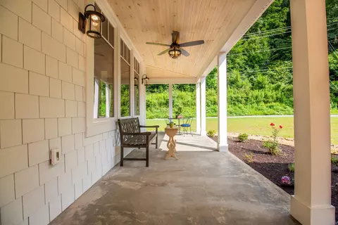1386 N Walnut North Drive Erwin Tn 37650, Erwin, TN 37650 photo 31