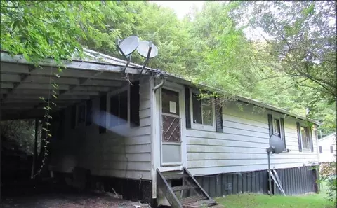 1256 Deel Fork Road Grundy Va 24614, Grundy, VA 24614