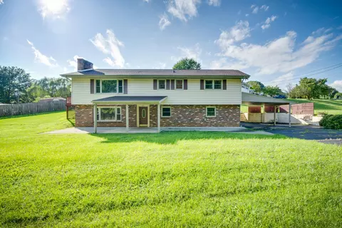 341 Hickory Lane Bluff City Tn 37618, Bluff City, TN 37618