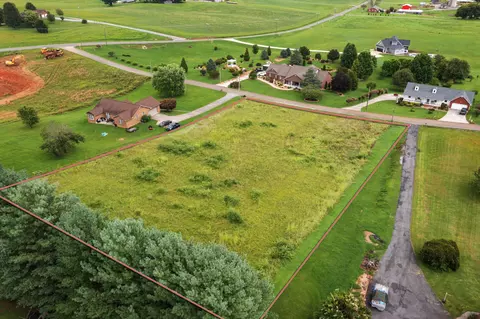 608 Cornfield Drive White Pine Tn 37890, White Pine, TN 37890