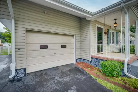 111 Melrose Street Hampton Tn 37658, Hampton, TN 37658 photo 4