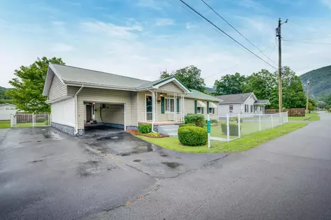 111 Melrose Street Hampton Tn 37658, Hampton, TN 37658 photo 3