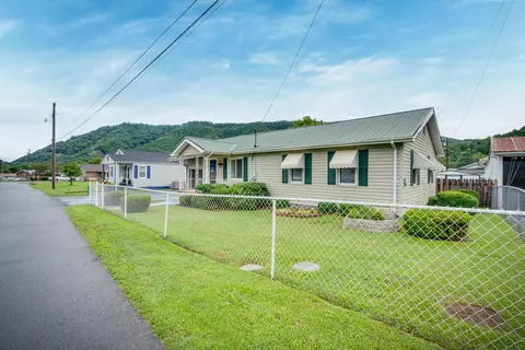 111 Melrose Street Hampton Tn 37658, Hampton, TN 37658