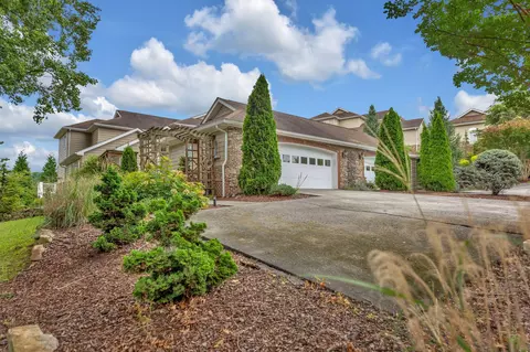 30 Whitehall 30 Bristol Tn 37620, Bristol, TN 37620