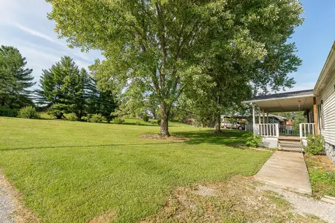 307 Oak Glen Circle Fall Branch Tn 37656, Fall Branch, TN 37656 photo 5