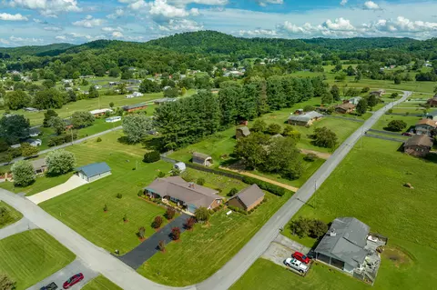 172 Hilltop Drive Fall Branch Tn 37656, Fall Branch, TN 37656 photo 69