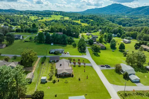 172 Hilltop Drive Fall Branch Tn 37656, Fall Branch, TN 37656 photo 68