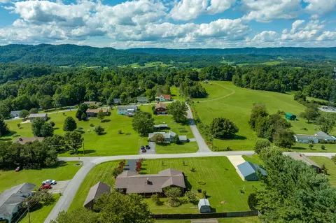 172 Hilltop Drive Fall Branch Tn 37656, Fall Branch, TN 37656 photo 70