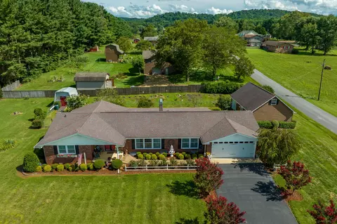 172 Hilltop Drive Fall Branch Tn 37656, Fall Branch, TN 37656 photo 3