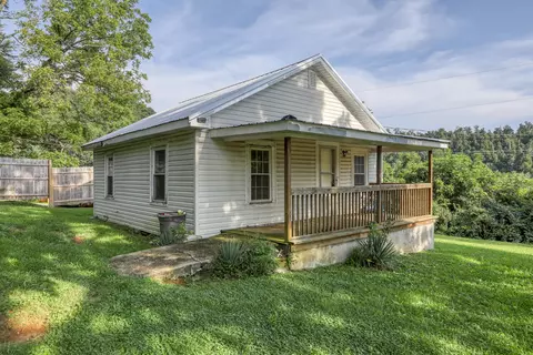 745 Sugar Hollow Road Elizabethton Tn 37643, Elizabethton, TN 37643
