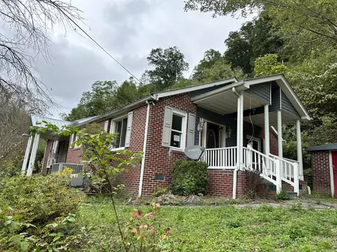 3978 Lesters Fork Road Grundy Va 24614, Grundy, VA 24614