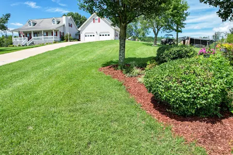 800 Roaring Fork Rd Road Greeneville Tn 37745, Greeneville, TN 37745 photo 28