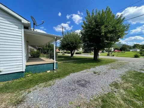 453 Rock Creek Road Erwin Tn 37650, Erwin, TN 37650 photo 4