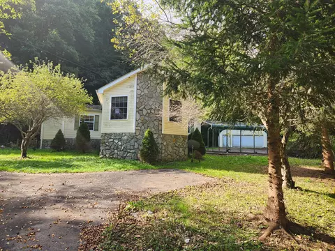 108 Miller Lane Road Trade Tn 37691, Trade, TN 37691