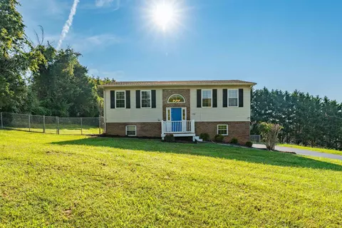 558 Oak Grove Road Gray Tn 37615, Gray, TN 37615