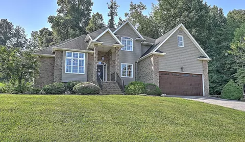 112 Clearwater Drive Unicoi Tn 37692, Unicoi, TN 37692