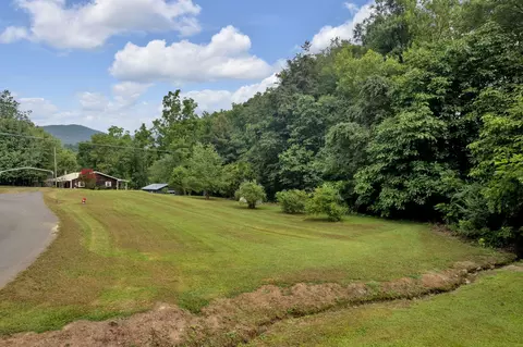 130 Bill Lockner Road Erwin Tn 37650, Erwin, TN 37650 photo 32