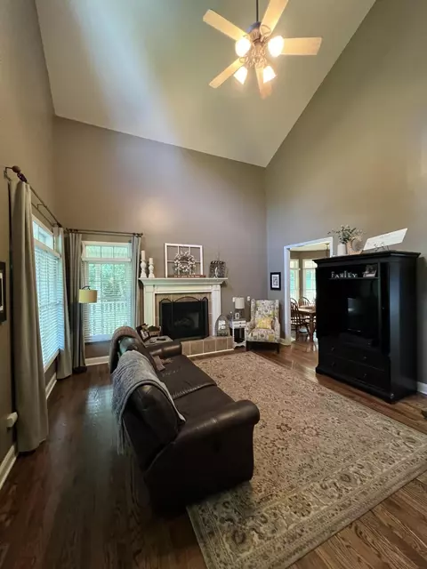2498 Devault Bridge Road Piney Flats Tn 37686, Piney Flats, TN 37686 photo 4