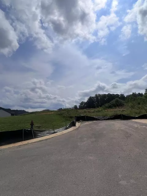 tbd Calton Hill Kingsport Tn 37660, Kingsport, TN 37660