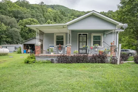 134 Edgewater Road Elizabethton Tn 37643, Elizabethton, TN 37643