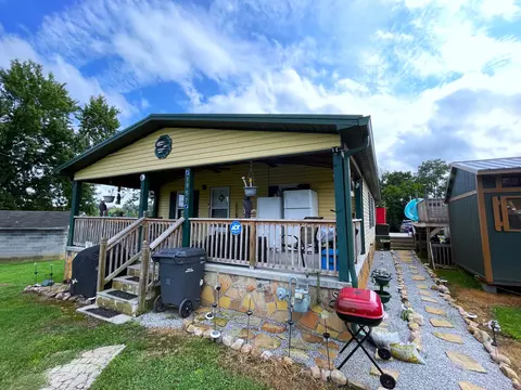 1957 Maple Street, White Pine, TN 37890 photo 1