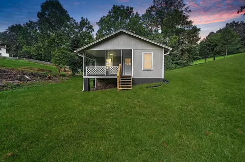 105 John Taylor Road Elizabethton Tn 37643, Elizabethton, TN 37643