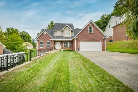 3917 Leaf Point Point Kingsport Tn 37663, Kingsport, TN 37663