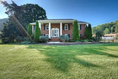 2304 Birdie Drive Elizabethton Tn 37643, Elizabethton, TN 37643