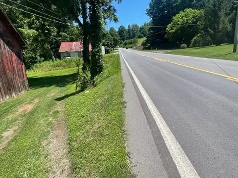 1153 Highway 321 Hampton Tn 37658, Hampton, TN 37658 photo 3