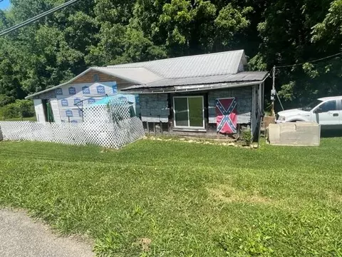 1153 Highway 321 Hampton Tn 37658, Hampton, TN 37658 photo 4
