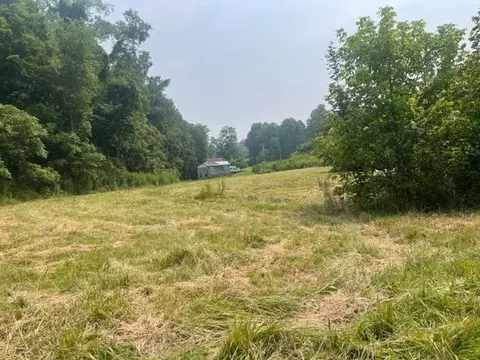 1153 Highway 321 Hampton Tn 37658, Hampton, TN 37658