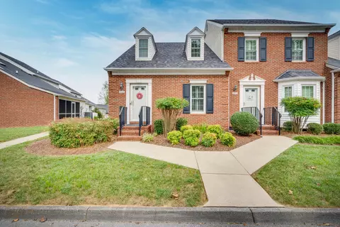 2028 W Manor Court 2028 Kingsport Tn 37660, Kingsport, TN 37660