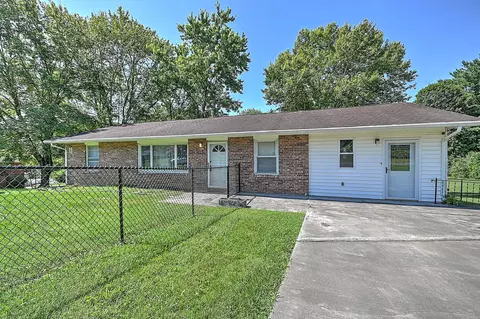 1506 Stoneybrook Drive Johnson City Tn 37601, Johnson City, TN 37601