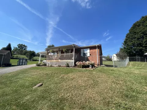102 Cedar Lane Gray Tn 37615, Gray, TN 37615