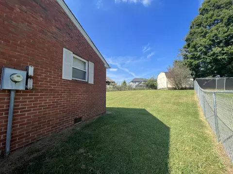 102 Cedar Lane Gray Tn 37615, Gray, TN 37615 photo 5