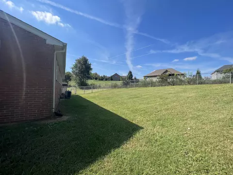 102 Cedar Lane Gray Tn 37615, Gray, TN 37615 photo 4