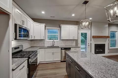 108 Ervin Loop Erwin Tn 37650, Erwin, TN 37650 photo 15