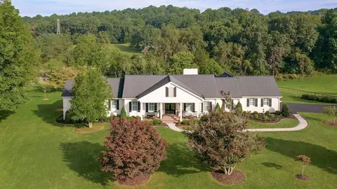 15420 Briarwood Lane Abingdon Va 24210, Abingdon, VA 24210