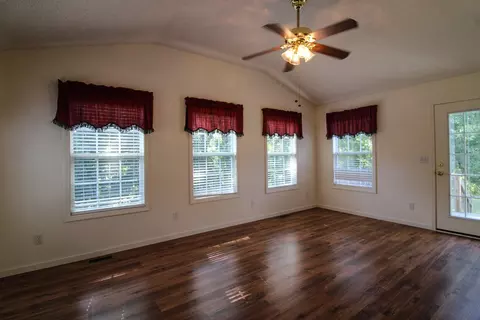 2090 Chimney Top Loop Fall Branch Tn 37656, Fall Branch, TN 37656 photo 14
