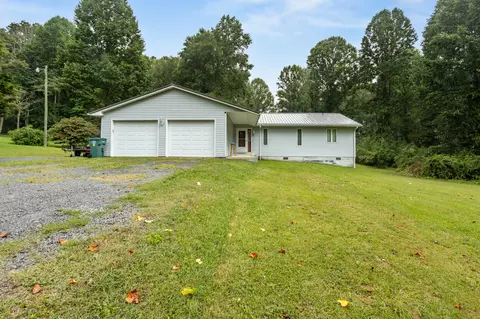455 Hickory Drive Bristol Va 24201, Bristol, VA 24201 photo 2