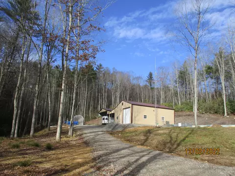2057 Berry Branch Road Mountain City Tn 37683, Mountain City, TN 37683