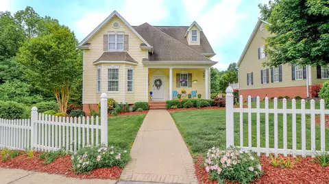 2124 Saint Erics Court Kingsport Tn 37660, Kingsport, TN 37660