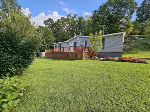8304 Fishman Road Pound Va 24279, Pound, VA 24279 photo 2