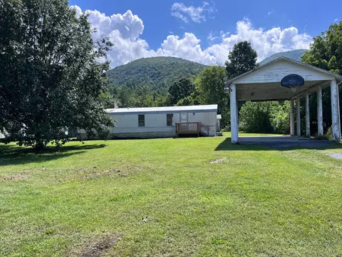 431 Tollett Street Street Hampton Tn 37658, Hampton, TN 37658