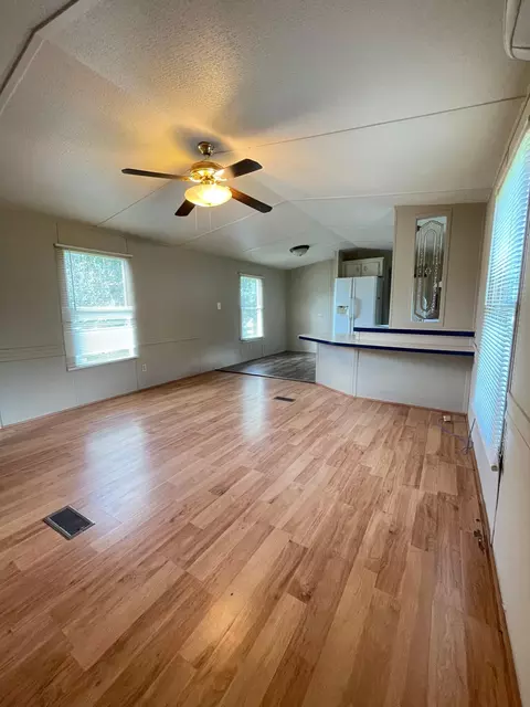 431 Tollett Street Street Hampton Tn 37658, Hampton, TN 37658 photo 2
