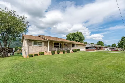 311 Simmons Avenue Erwin Tn 37650, Erwin, TN 37650 photo 42