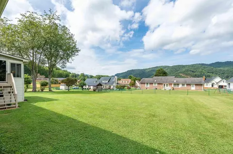 311 Simmons Avenue Erwin Tn 37650, Erwin, TN 37650 photo 38