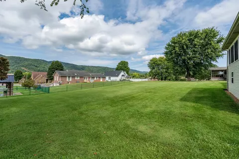311 Simmons Avenue Erwin Tn 37650, Erwin, TN 37650 photo 36